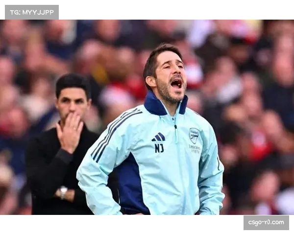 阿森纳定位球教练乔弗带队加练，应对欧冠客战拜仁关键一役